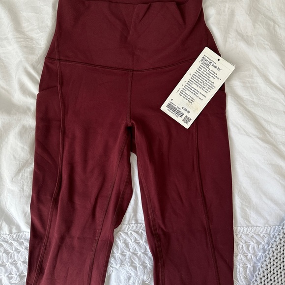 NWT lululemon align with pockets - Picture 2 of 3
